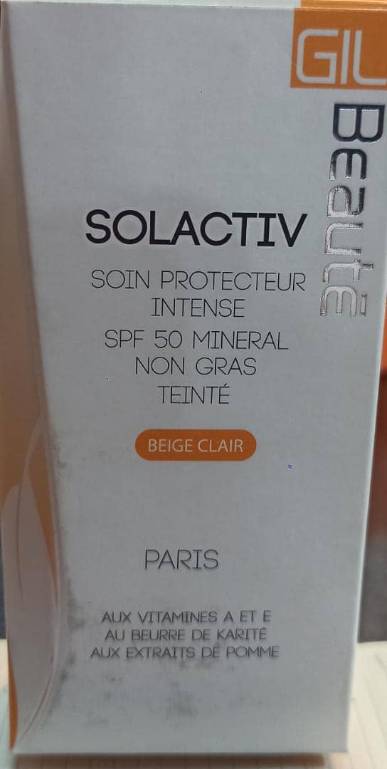 ژیل بیوته ضدآفتاب رنگی مینرال بژ روشن فاقد چربیspf50